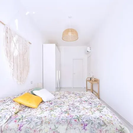 Domus Delia Centro Apartment Pescara