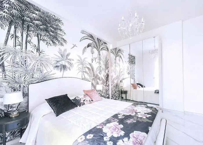 Domus Delia Centro Appartement *